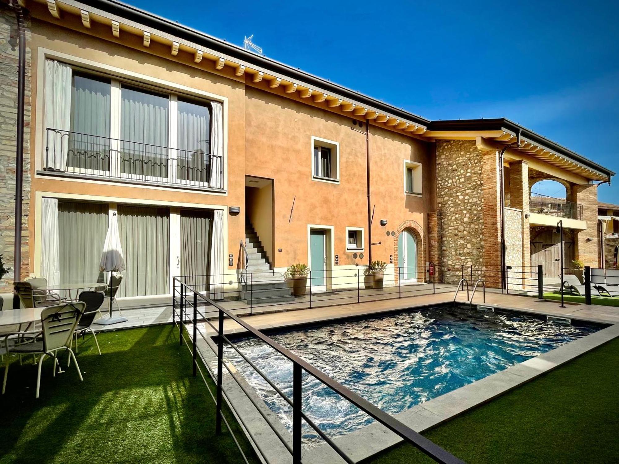 Villa Fontanelle Gardapartments โปลเปนาซเซ เดล การ์ดา ภายนอก รูปภาพ