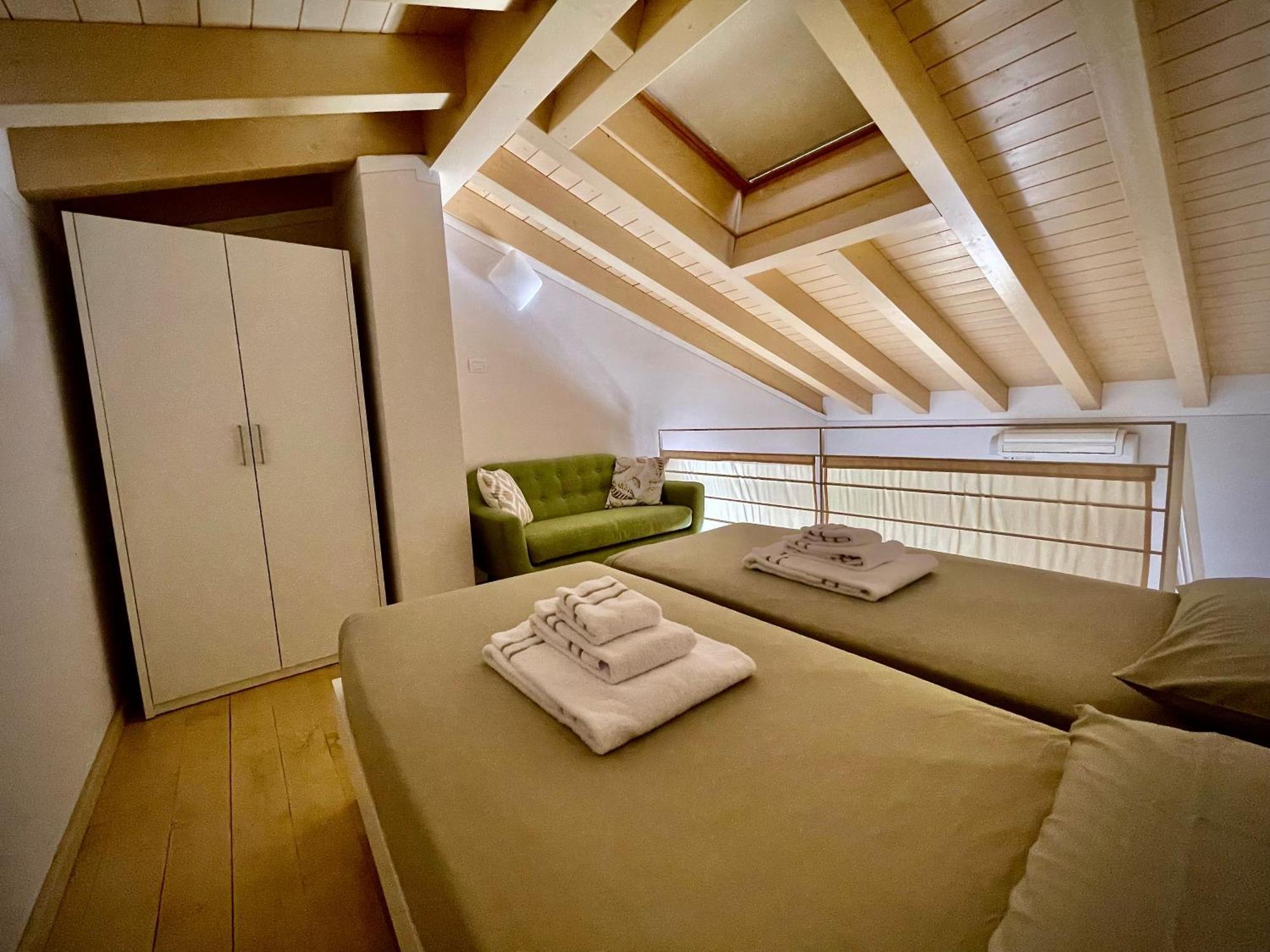 Villa Fontanelle Gardapartments โปลเปนาซเซ เดล การ์ดา ภายนอก รูปภาพ